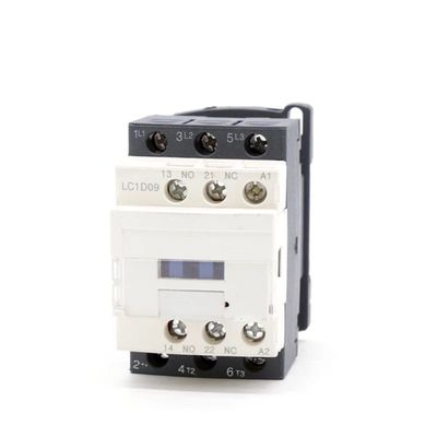 3 Pole AC Contactor IP20 Protection Level 3 Auxiliary Contacts 50/60Hz Power